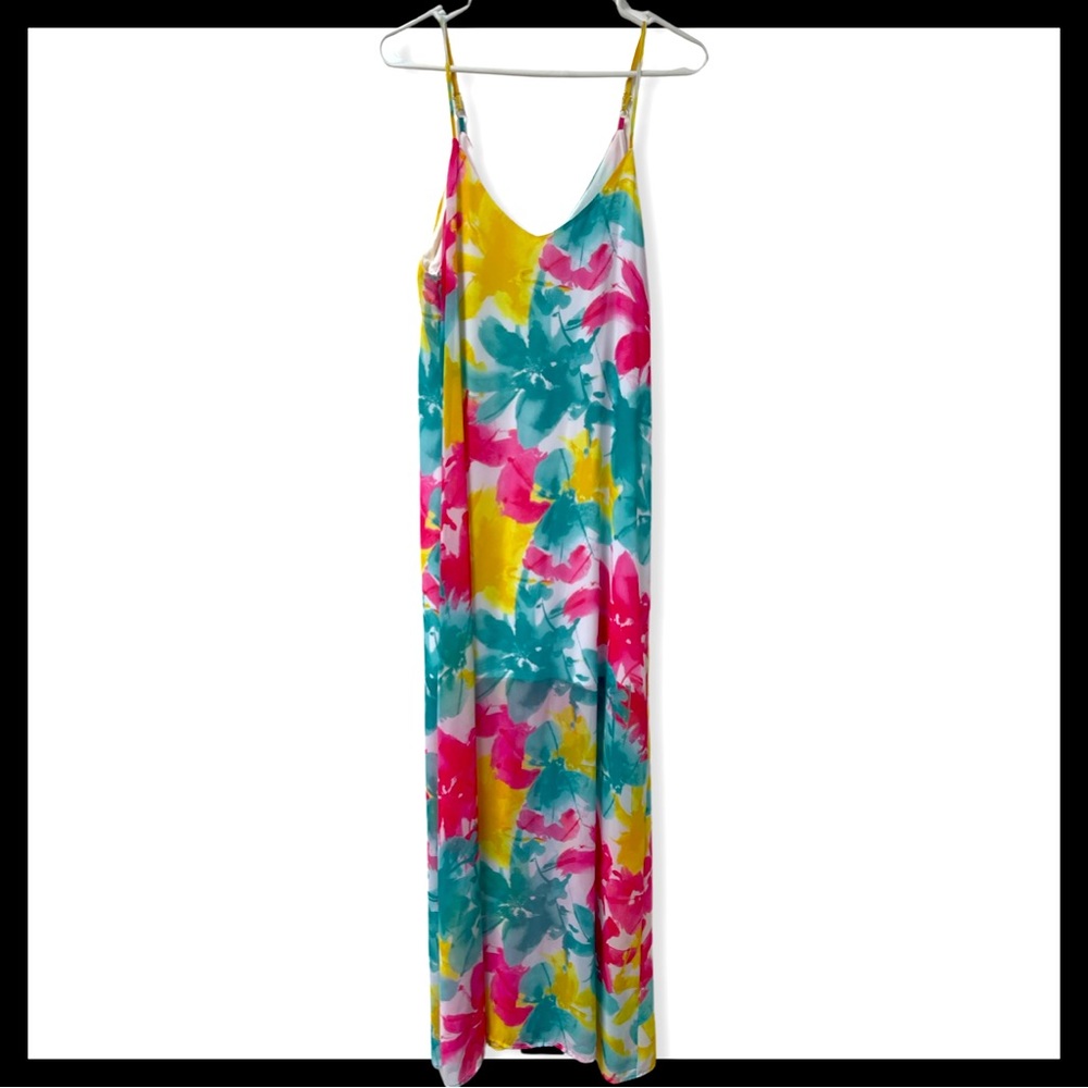 Bight floral maxi dress